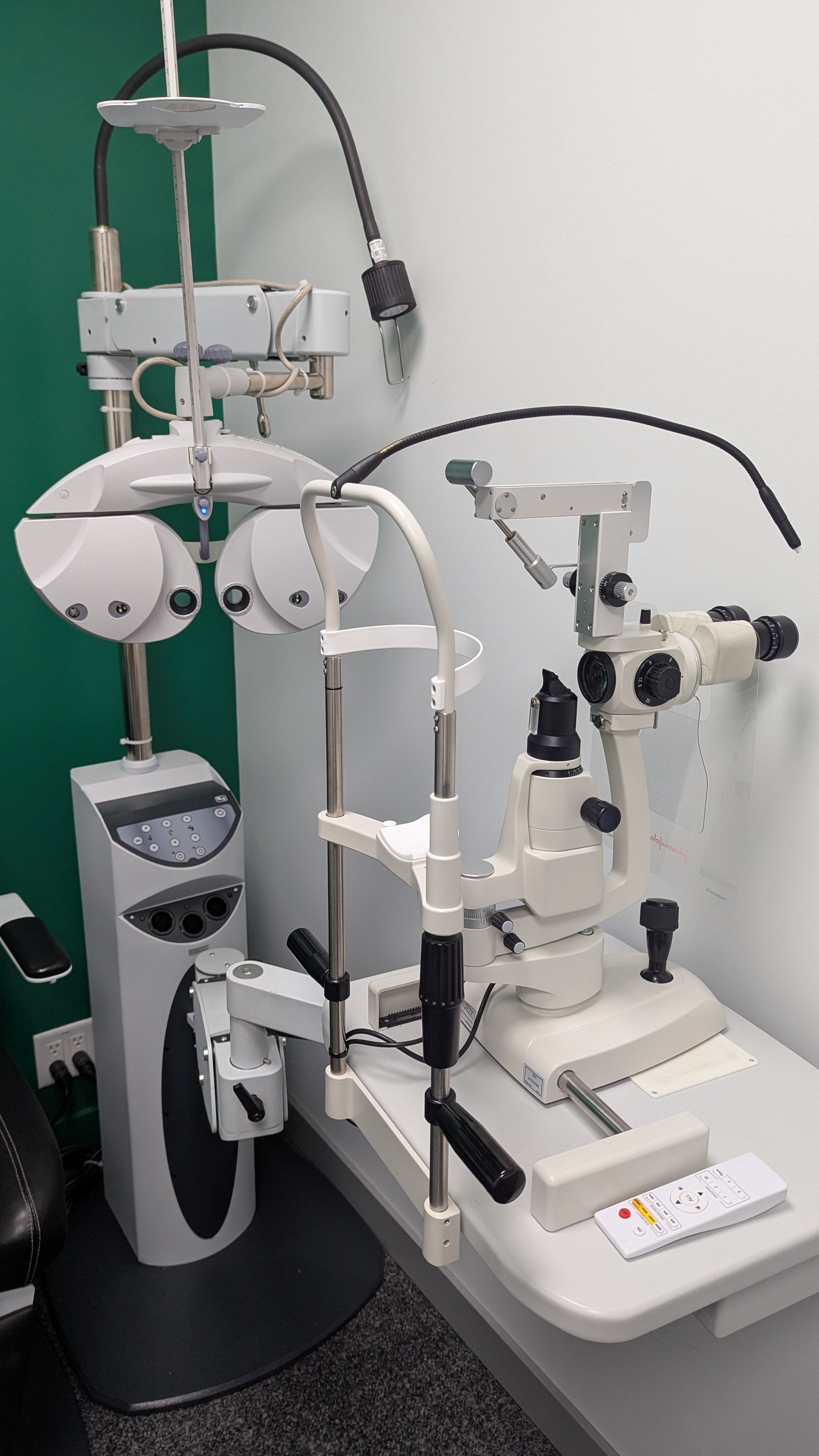 Guildford Eye Clinic的先进眼科检查设备